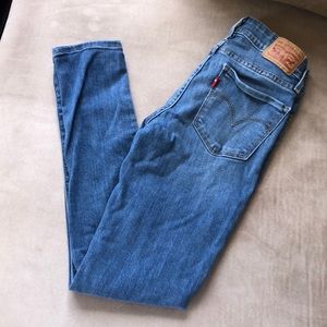 Levi’s 711 skinny jeans